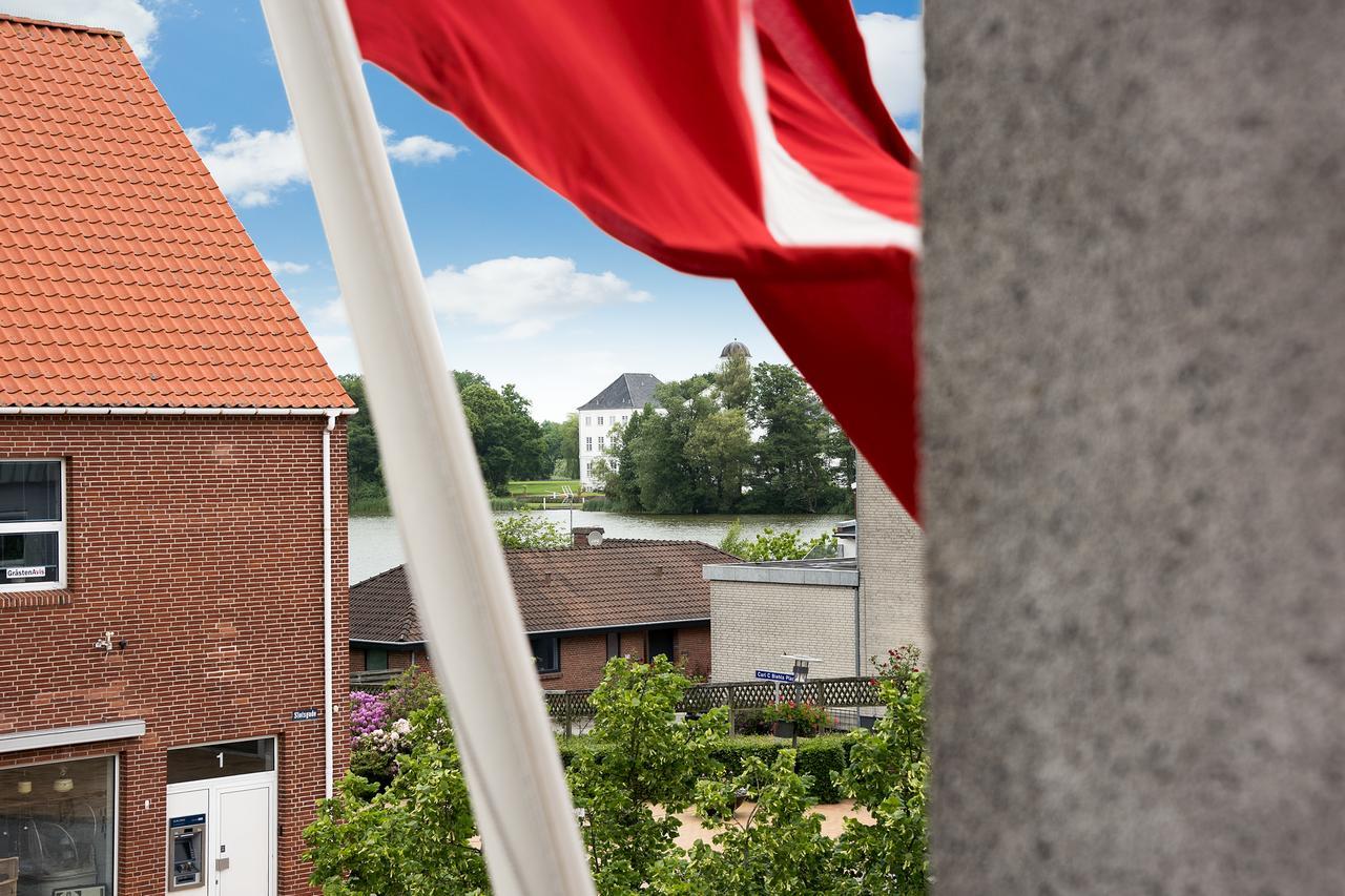 Det Gamle Radhus 호텔 그라스텐 외부 사진